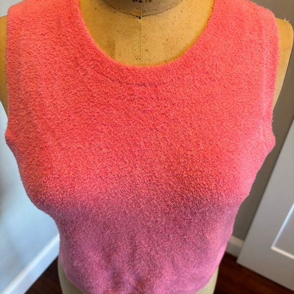 Alice + Olivia- SZ M Hot Pink Fuzzy Crop Top - Picture 4 of 6